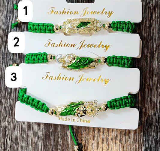 PULSERA DE HILO CON PLACA DE SAN JUDAS