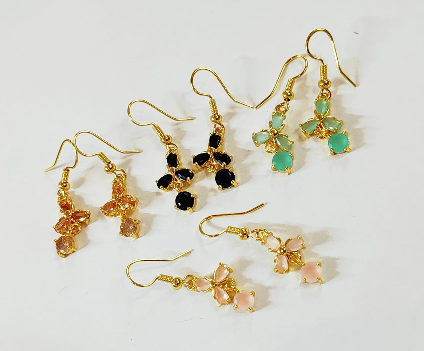 ARETE MEDIO LARGO CIRCONIA